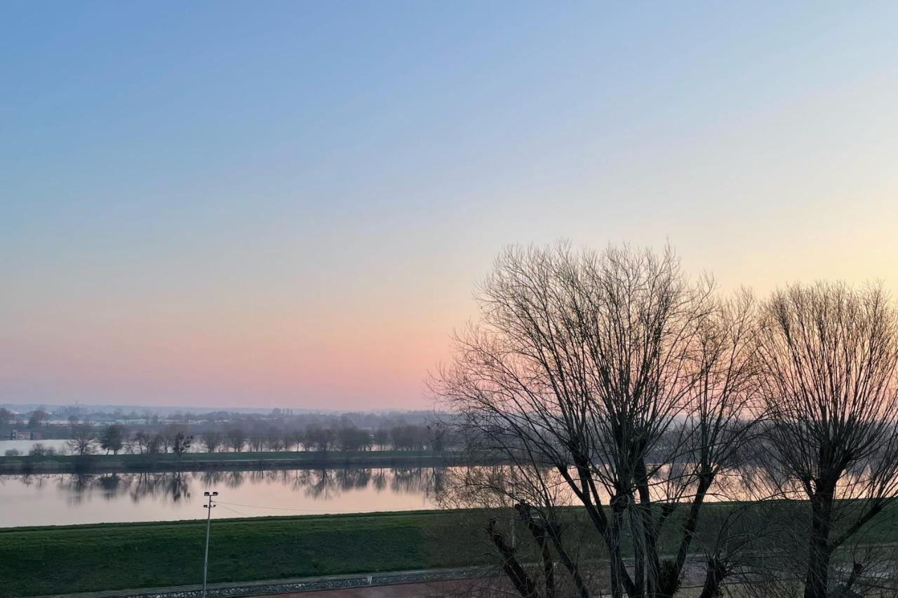 Luxury Apartment With Exceptional View On The Cher River Saint-Avertin Esterno foto
